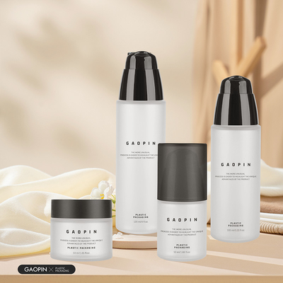 Toptan 50/100/120 ml çevre dostu pet beyaz Yüz yıkama losyonu kozmetik plastik pompa şişeleri